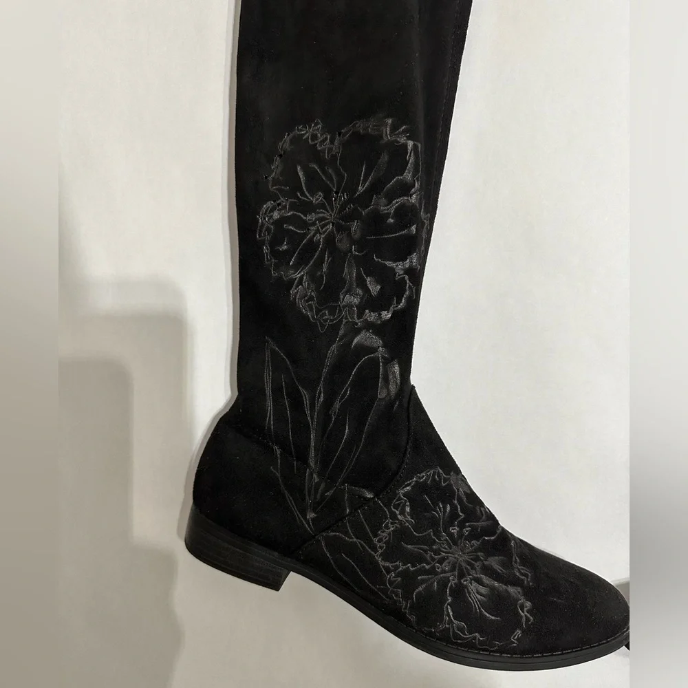 Express Black Floral Embroidered Over-the-Knee Boots Size 7